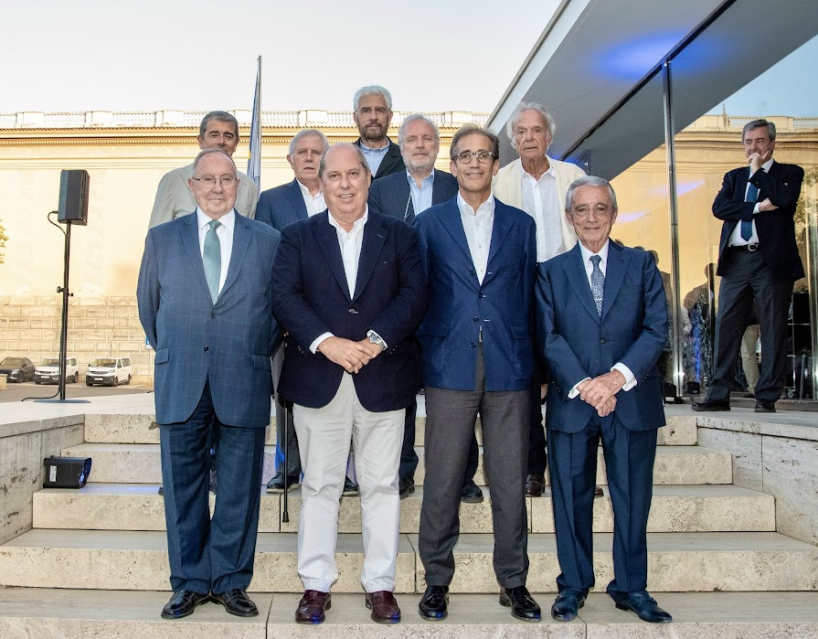 Emili, amic, moltes felicitats per la teva jubilació.